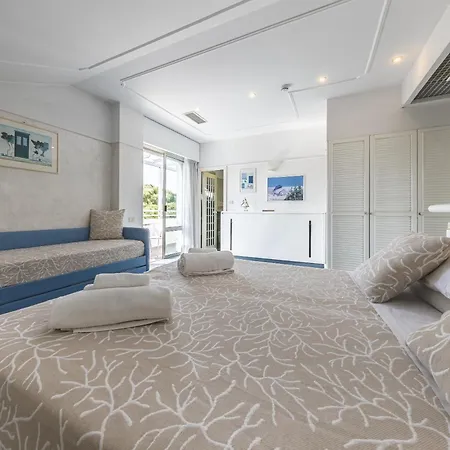 Hotel Diamond Riccione Exterior photo